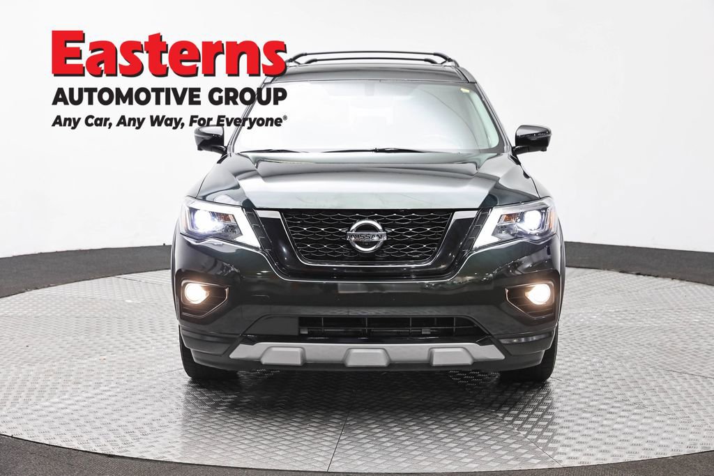 Used 2020 Nissan Pathfinder SL AWD/4WD image 2