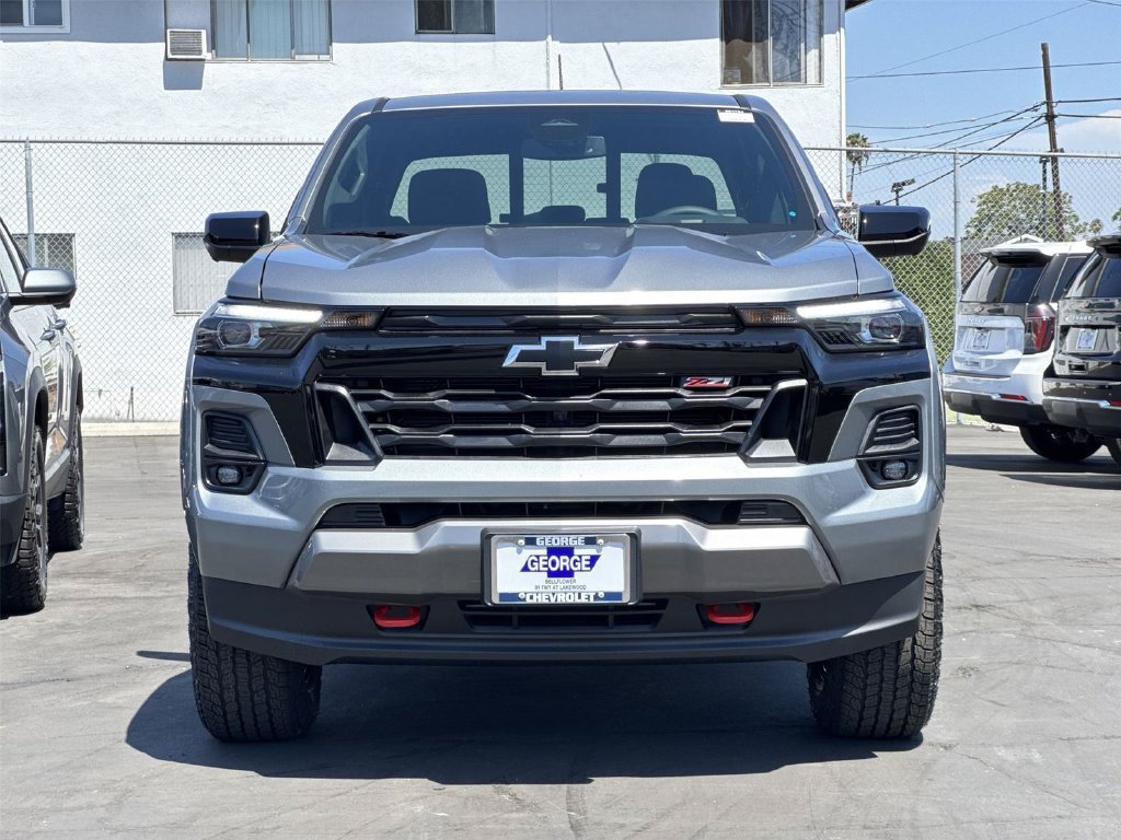 New 2026 Chevrolet Colorado Z71 w/ Technology Package AWD/4WD image 2