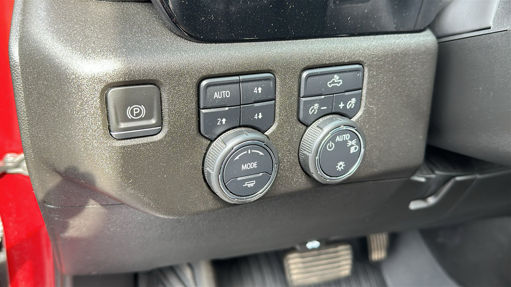 Used 2024 Chevrolet Silverado 1500 LT w/ True North Edition Plus AWD/4WD image 17