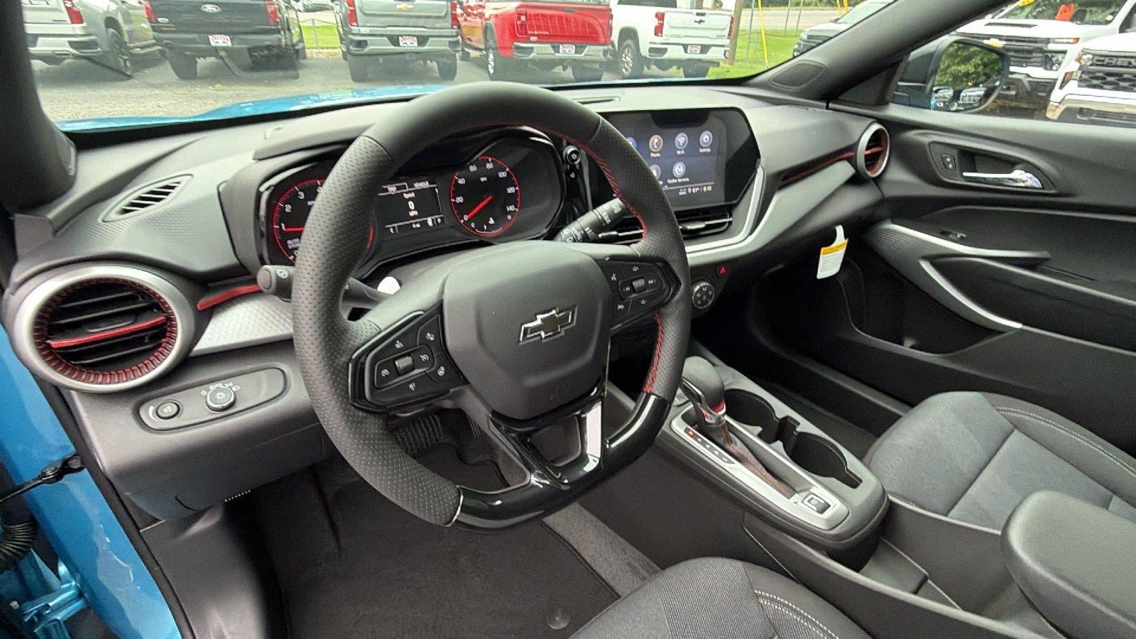 New 2026 Chevrolet Trax RS FWD image 19