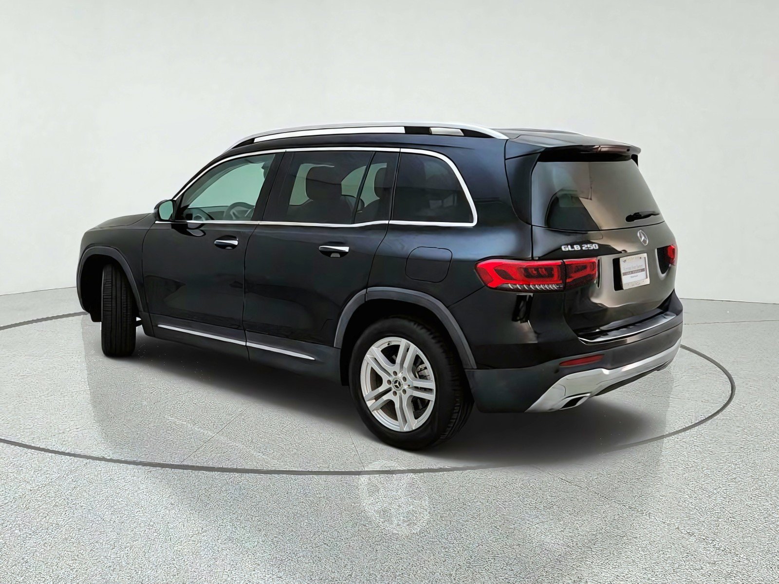 Used 2023 Mercedes-Benz GLB 250 image 12