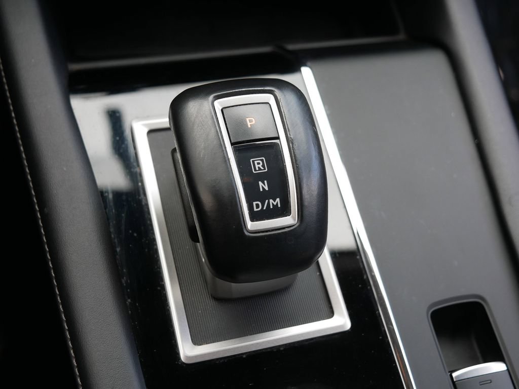 Used 2023 Mitsubishi Outlander SE AWD/4WD image 19
