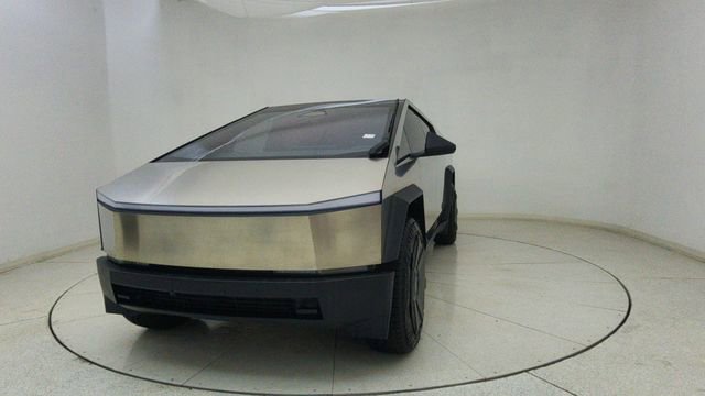 Used 2024 Tesla Cybertruck AWD Crew Cab image 61
