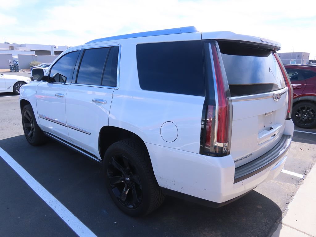 Used 2016 Cadillac Escalade Premium image 4