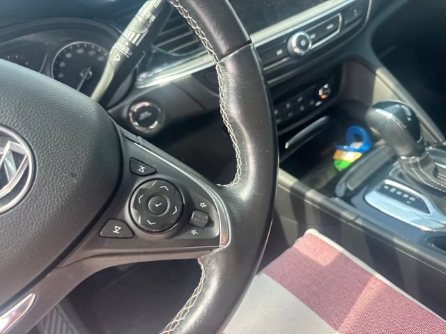 Used 2019 Buick Regal Preferred w/ Sights and Sounds Package AWD/4WD image 8