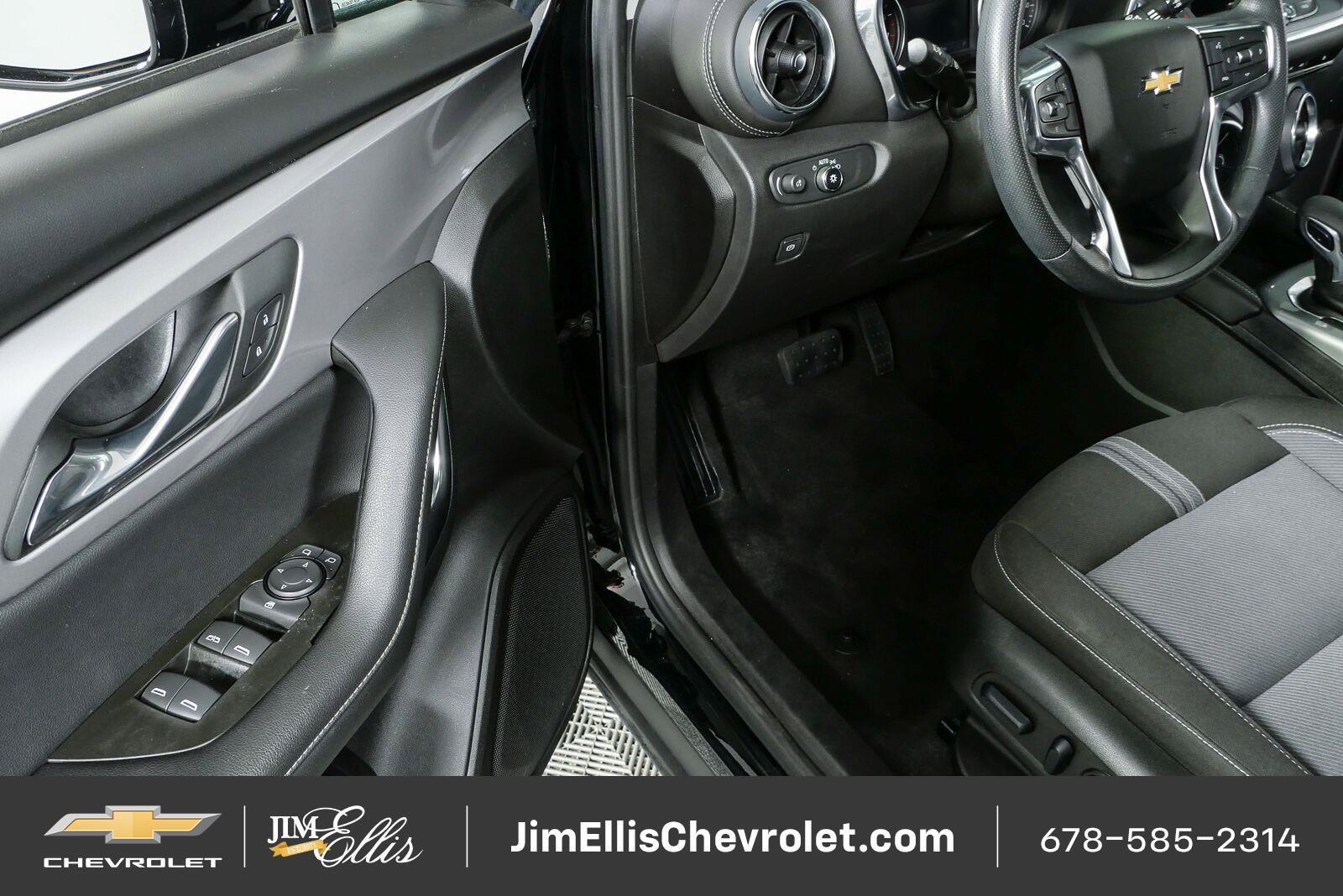 Certified 2025 Chevrolet Blazer LT AWD/4WD image 7