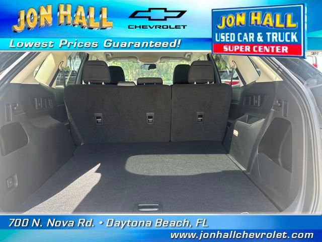 Used 2024 Ford Edge SE w/ Black Appearance Package image 11