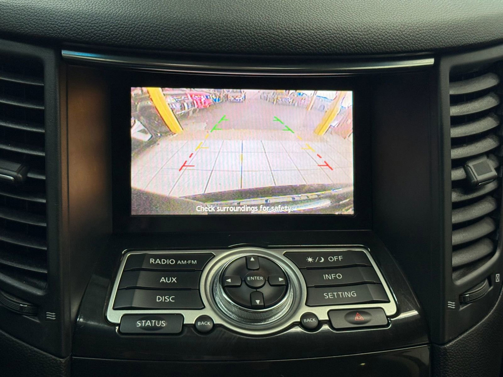 Used 2016 INFINITI QX70 3.7 image 33