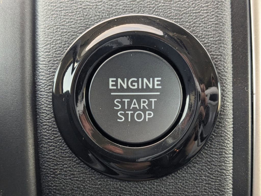 New 2025 Ford Expedition Max Active RWD image 30