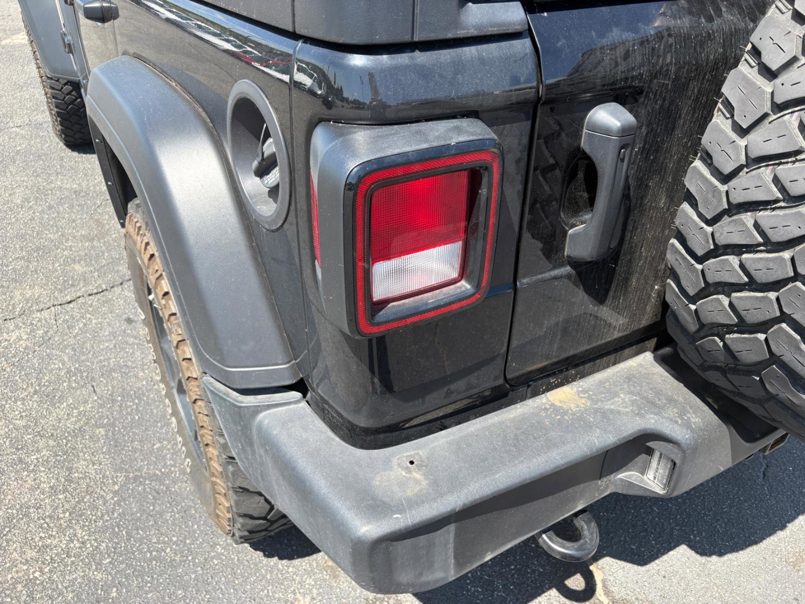 Used 2022 Jeep Wrangler Unlimited Sport AWD/4WD image 10