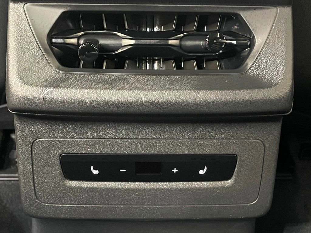 Used 2025 Audi Q6 e-tron Premium Plus w/ Premium Plus image 21