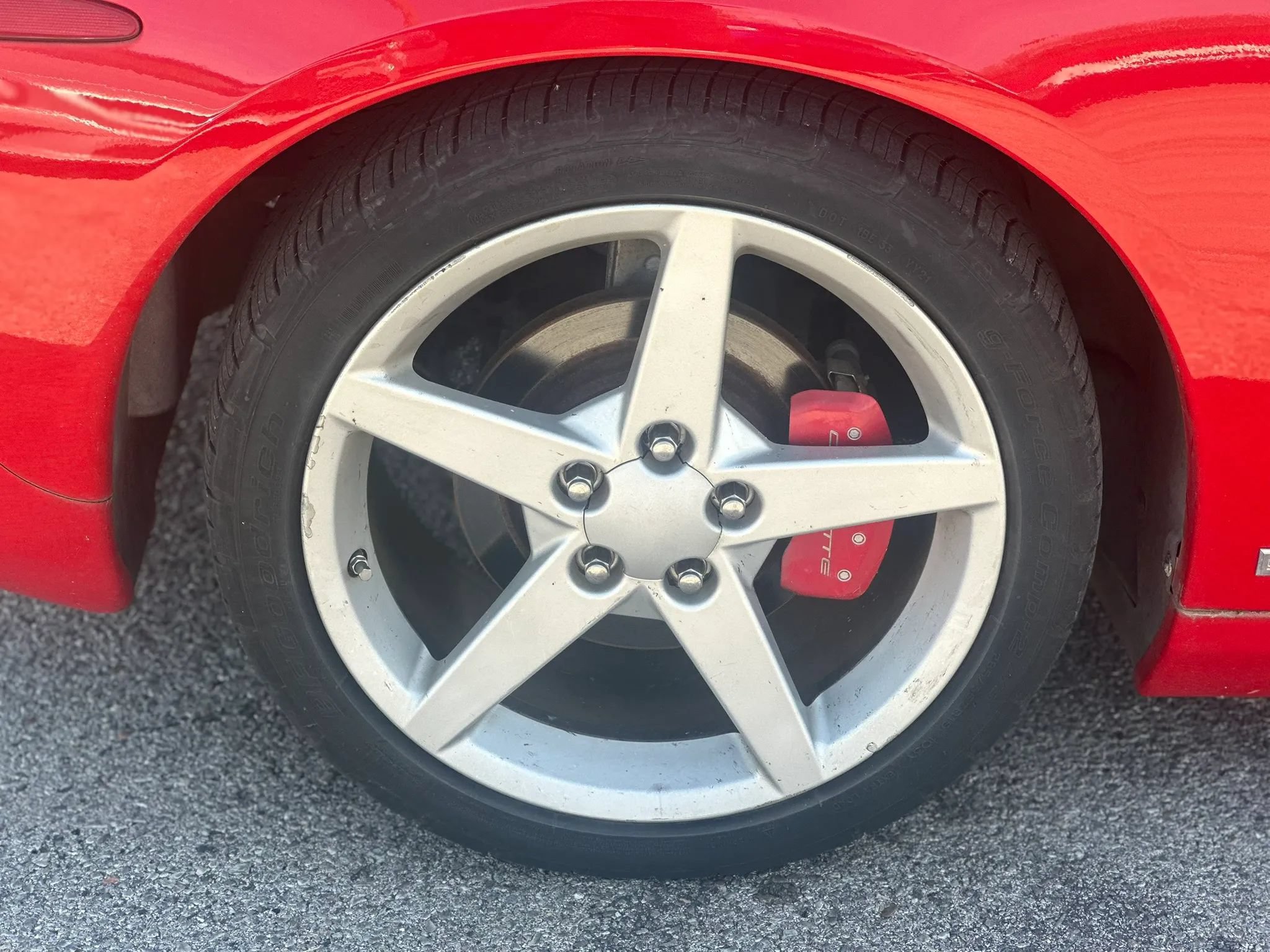 Used 2006 Chevrolet Corvette Coupe RWD image 17