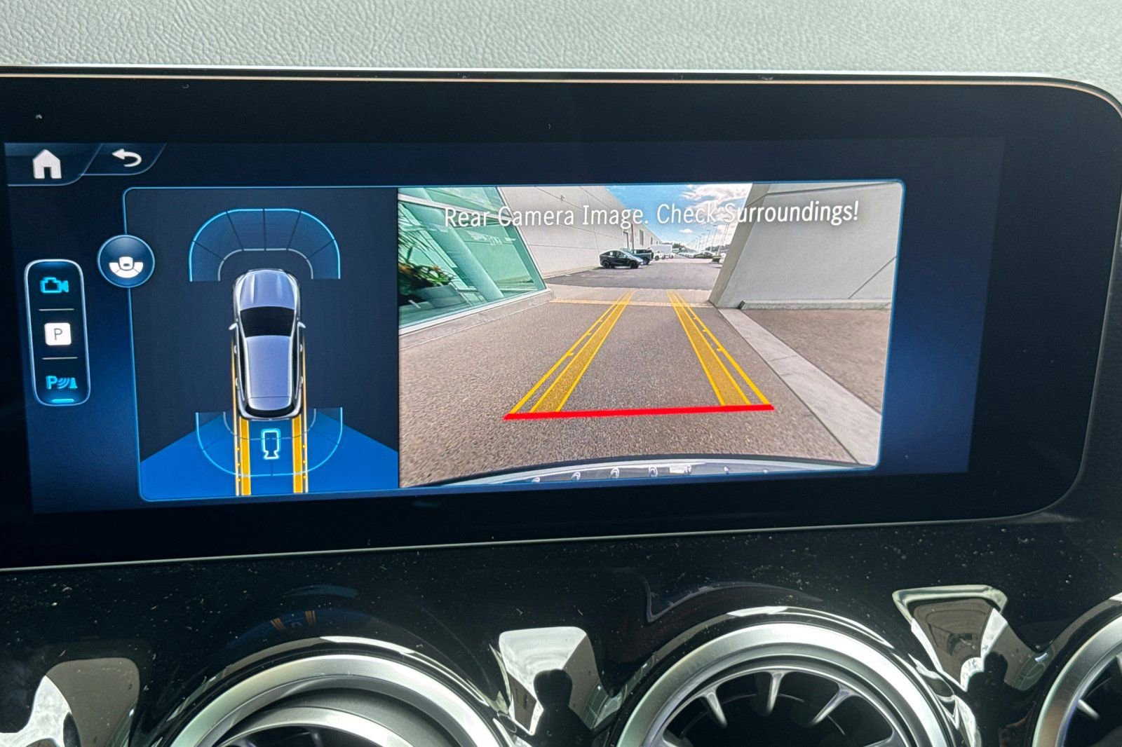 New 2026 Mercedes-Benz GLA 250 image 16