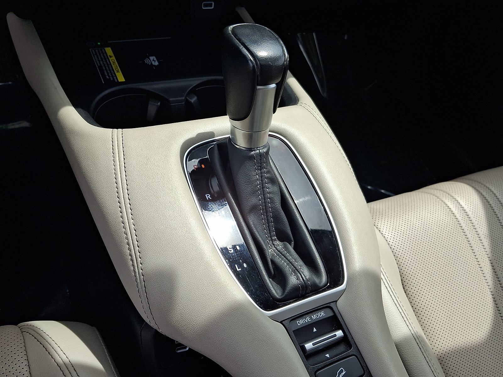 Used 2024 Honda HR-V EX-L image 15