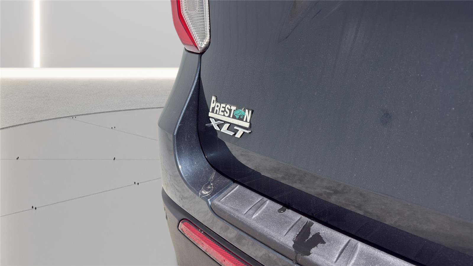 Used 2022 Ford Explorer XLT w/ Equipment Group 202A image 25