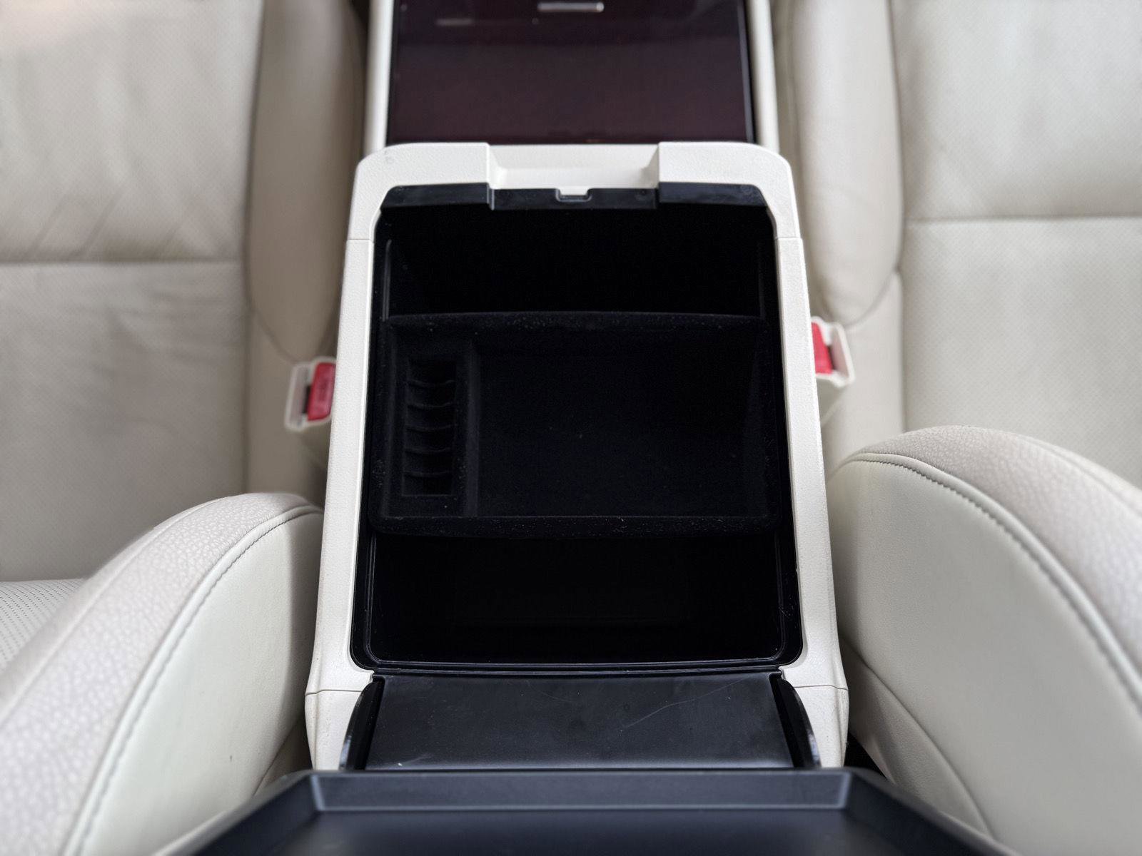 Used 2014 Lexus GX 460 w/ Premium Package AWD/4WD image 24