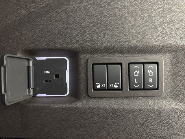 Used 2021 GMC Yukon Denali AWD/4WD image 33
