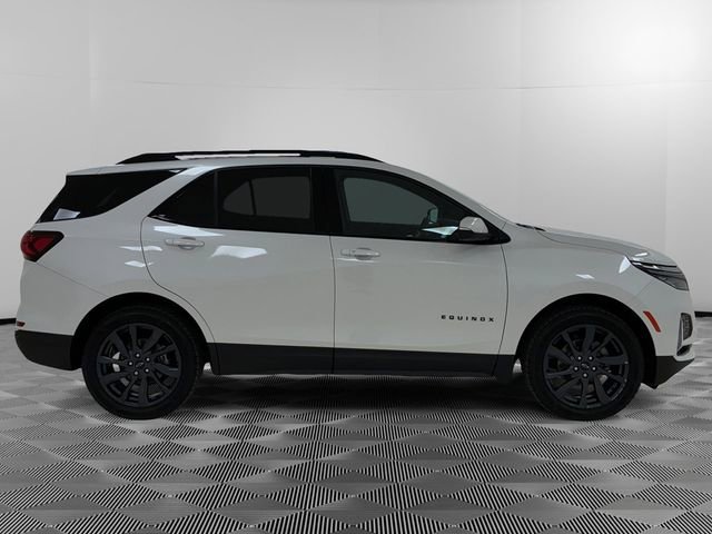 Certified 2022 Chevrolet Equinox RS w/ RS Leather Package AWD/4WD image 6