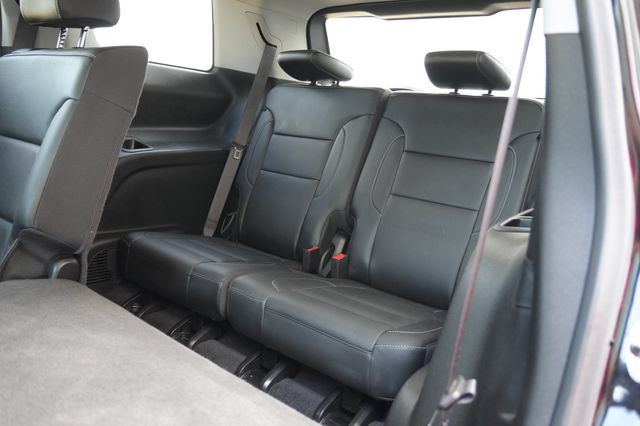 Used 2023 GMC Acadia SLT FWD image 26