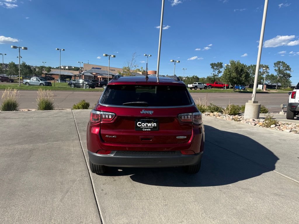 Used 2020 Jeep Compass Latitude AWD/4WD image 8