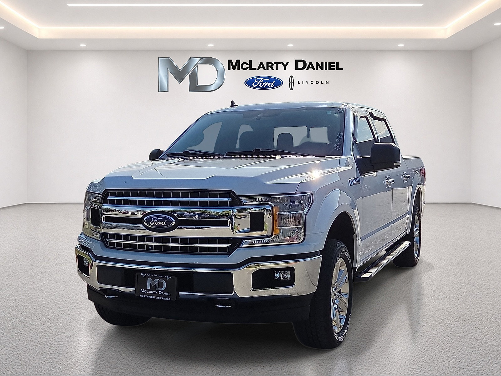 Used 2020 Ford F150 XLT w/ Equipment Group 302A Luxury AWD/4WD image 2