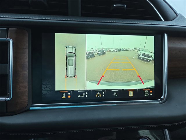 Used 2023 GMC Yukon Denali Ultimate image 25