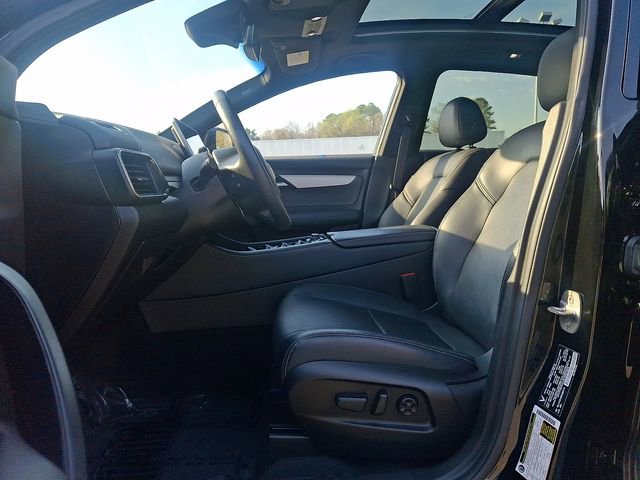 Used 2023 VinFast VF 8 Plus image 16