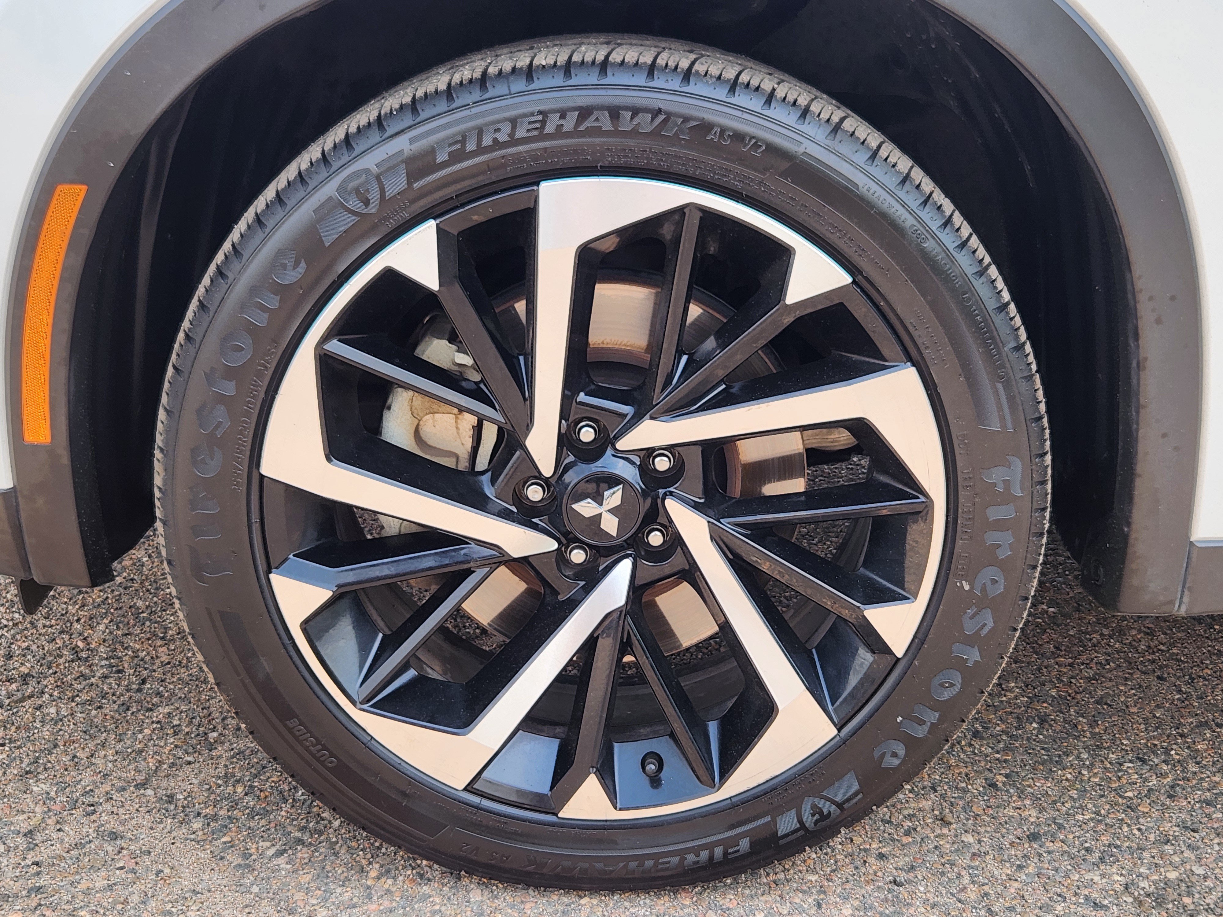 Used 2024 Mitsubishi Outlander SE AWD/4WD image 7