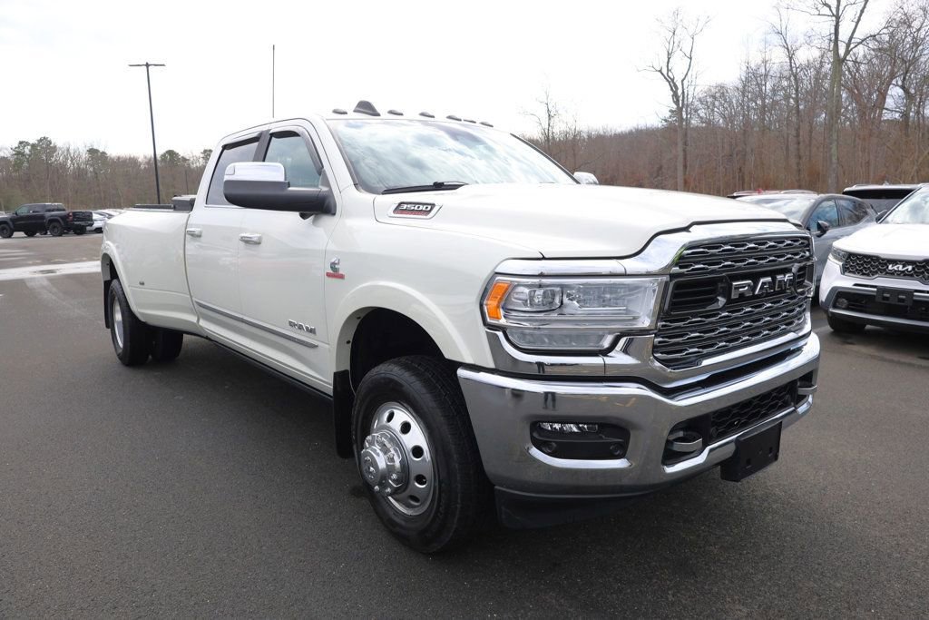 Used 2022 RAM 3500 Limited image 7