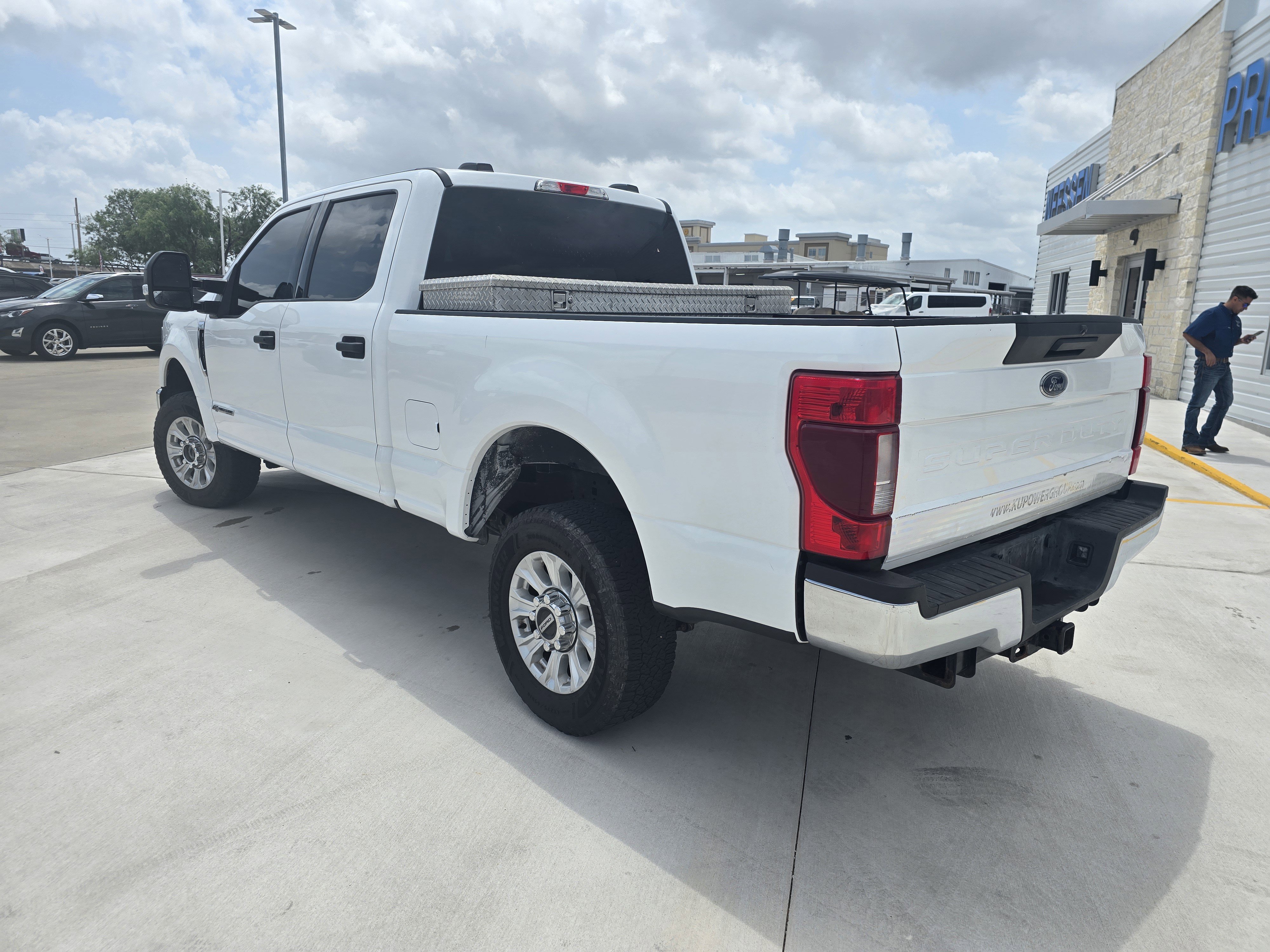 Used 2022 Ford F250 XLT AWD/4WD image 4
