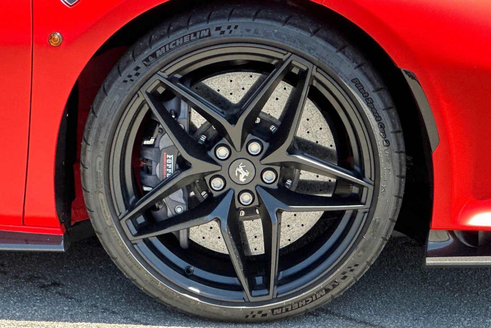 Used 2020 Ferrari 488 Pista Spider RWD image 41