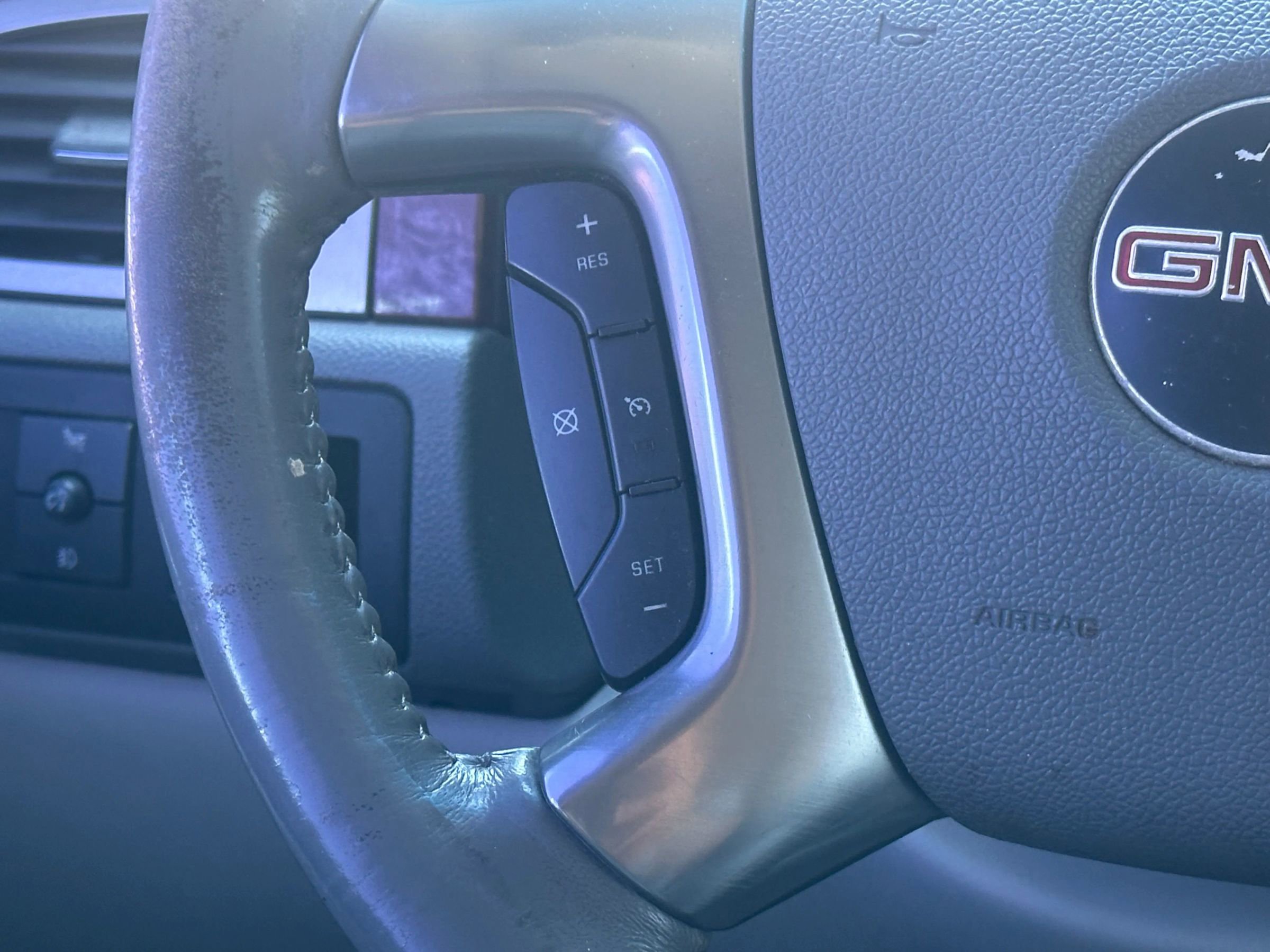 Used 2007 GMC Yukon XL SLE image 21