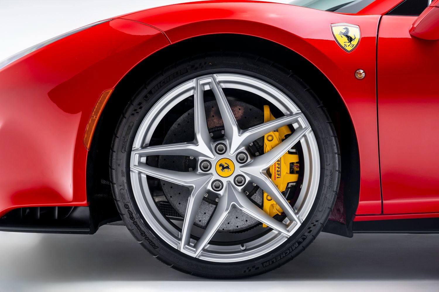 Used 2020 Ferrari 488 Pista Spider image 25