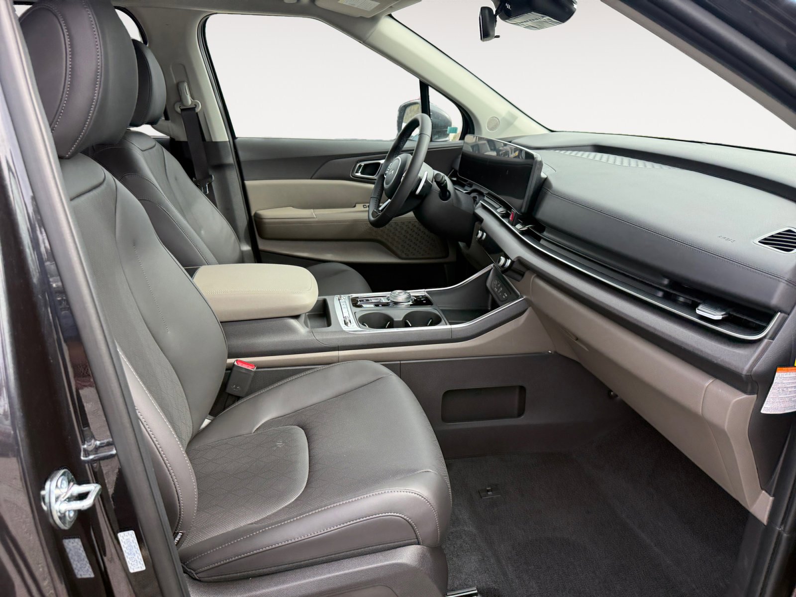 New 2026 Kia Carnival SX image 18