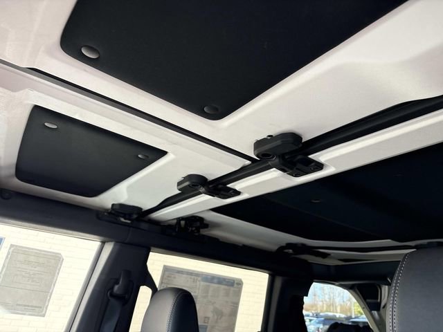 New 2025 Ford Bronco Badlands image 21