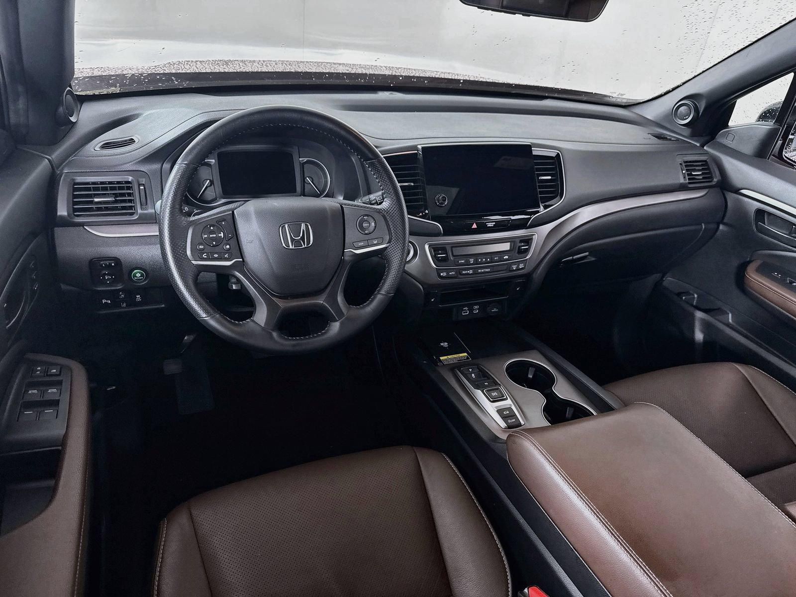 Certified 2025 Honda Passport EX-L image 18