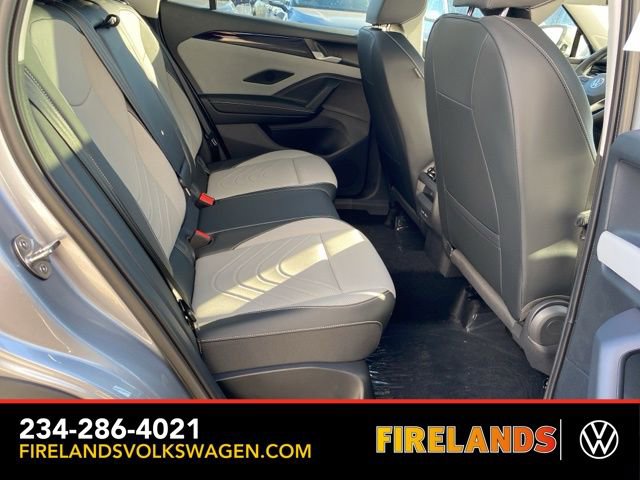 New 2025 Volkswagen Tiguan SE image 53