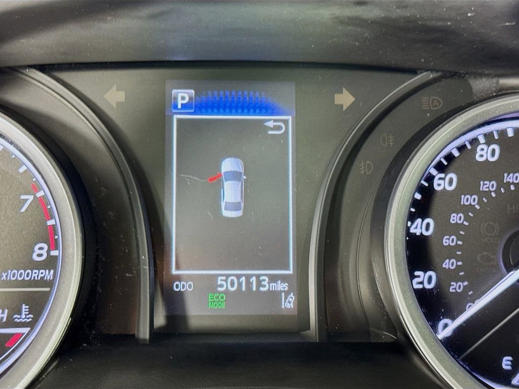 Used 2022 Toyota Camry LE FWD image 10