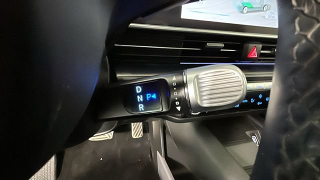 Used 2024 Hyundai Ioniq 6 Limited AWD/4WD image 19