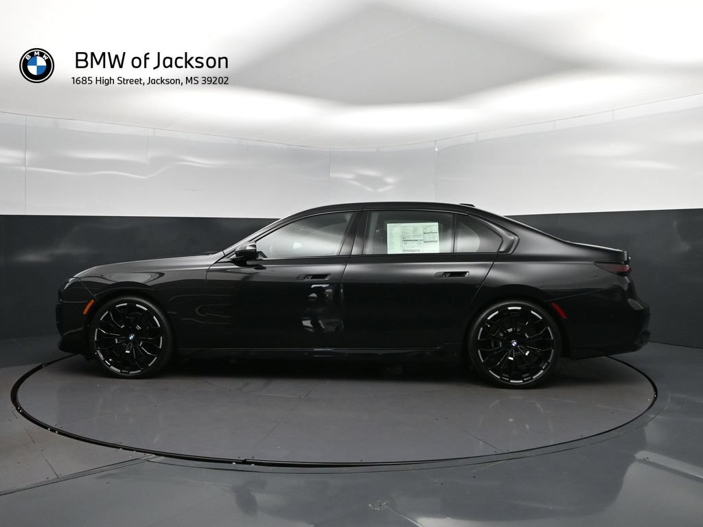 New 2026 BMW 760i xDrive w/ Executive Package AWD/4WD image 4