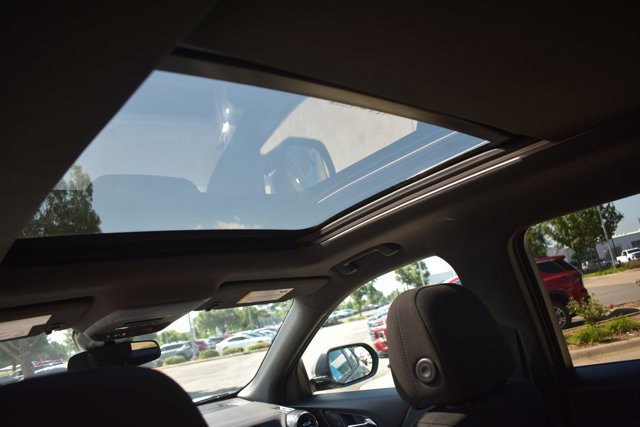 New 2026 Chevrolet Equinox LT FWD image 17