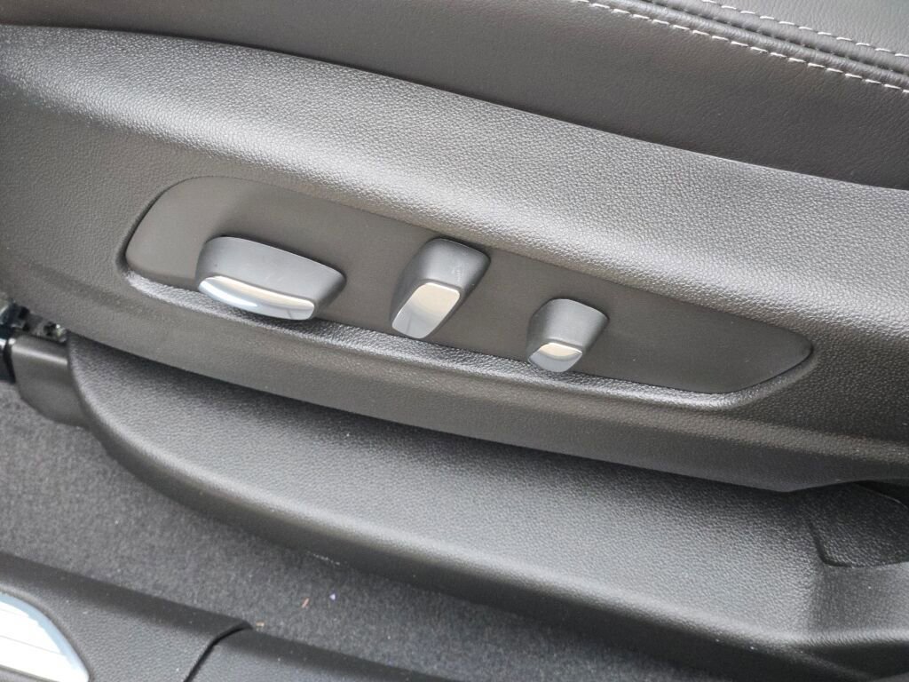 New 2025 Cadillac XT5 Premium Luxury w/ LPO, Floor Liner Package image 25