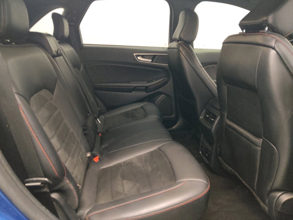 Used 2020 Ford Edge ST-Line image 19