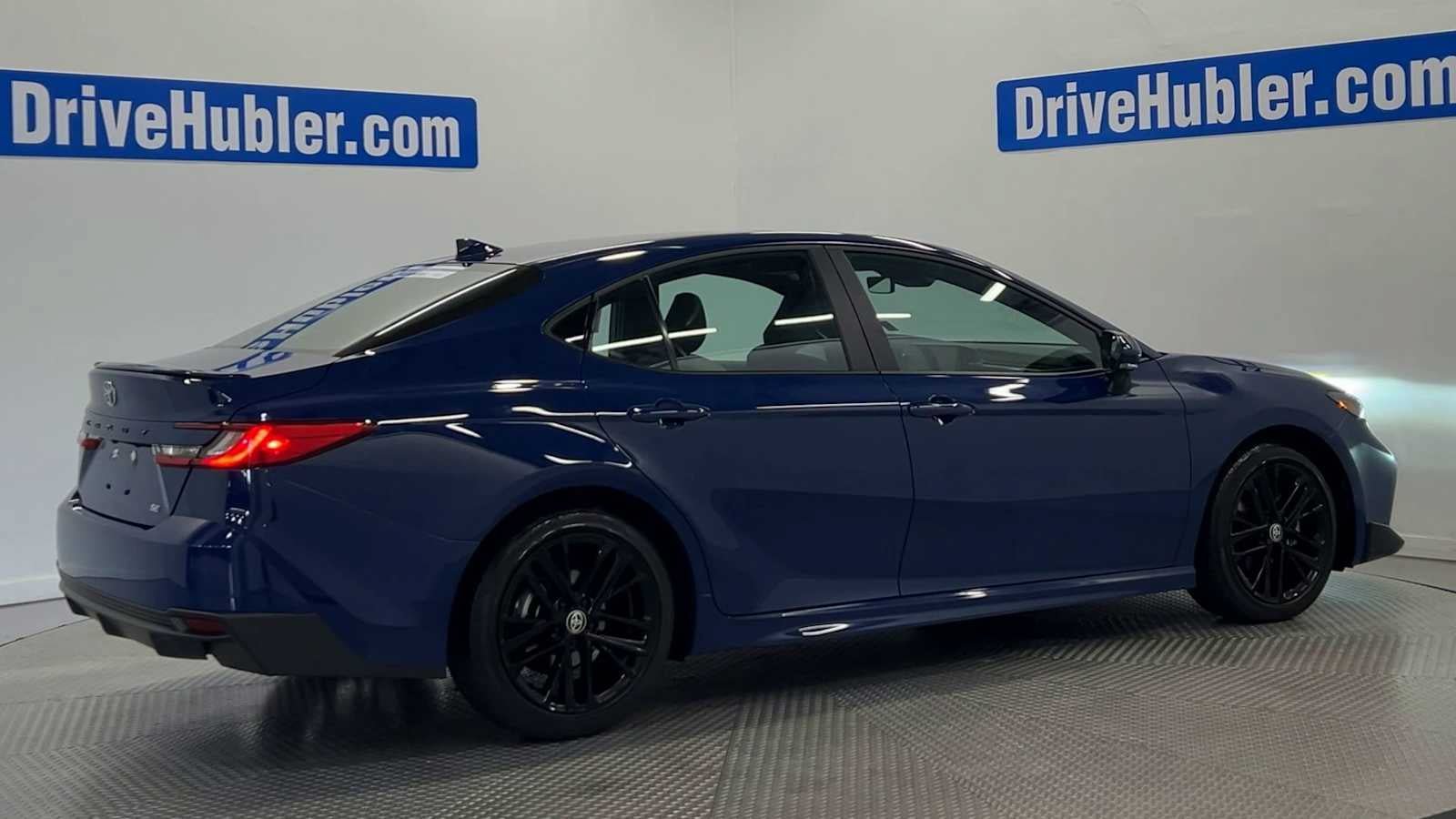 Used 2026 Toyota Camry SE w/ Multimedia Upgrade Package FWD image 8