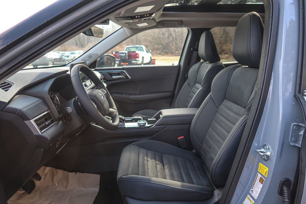 New 2026 Mitsubishi Outlander Trail Edition image 28