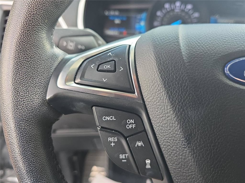 Used 2021 Ford Edge Titanium w/ Equipment Group 301A FWD image 25