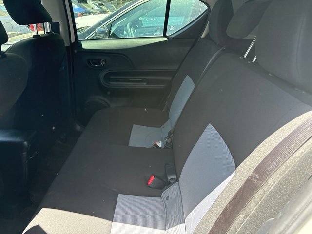 Used 2019 Toyota Prius C w/ Carpet Mat Package FWD image 8