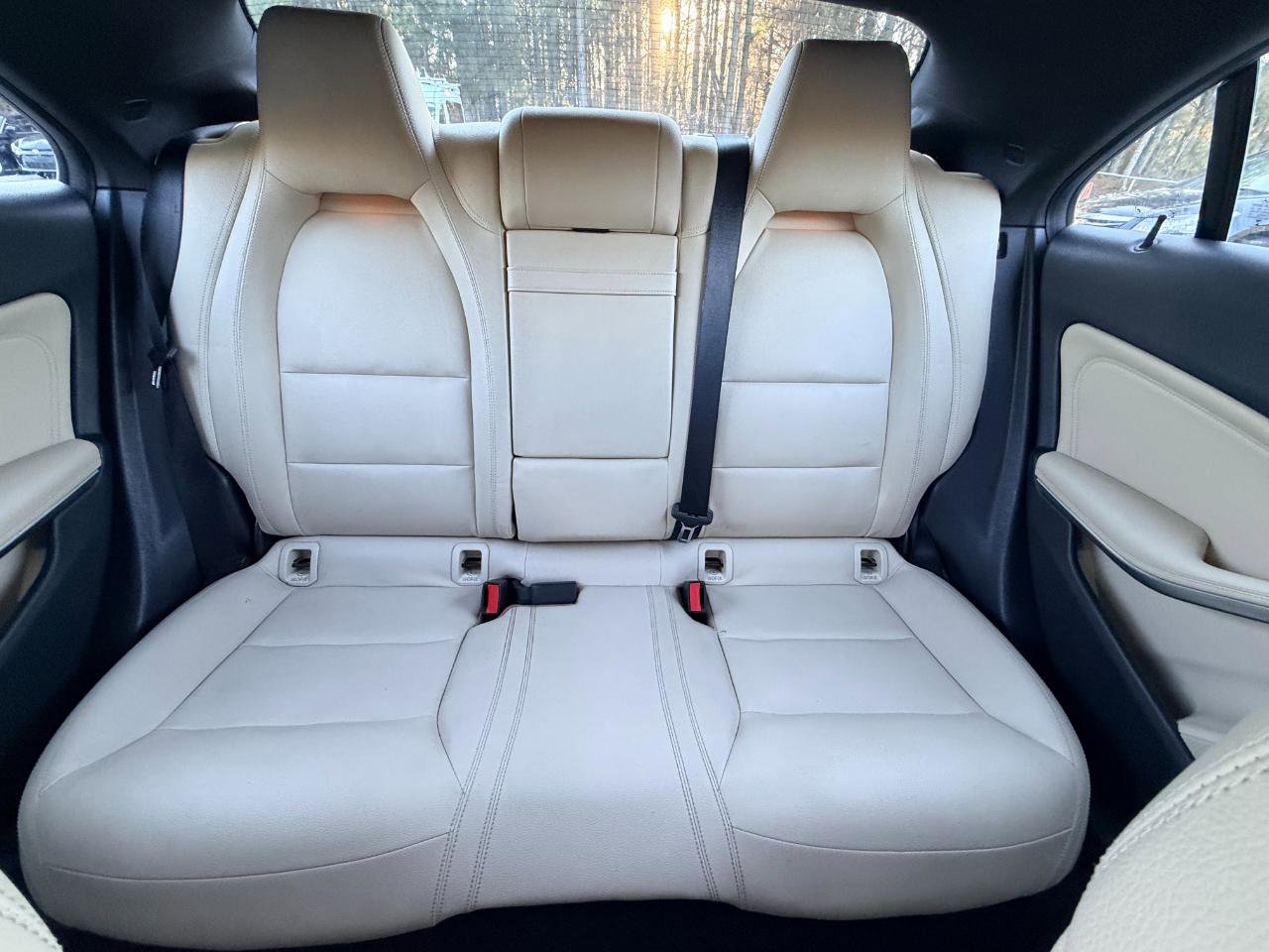 Used 2017 Mercedes-Benz CLA 250 4MATIC image 16