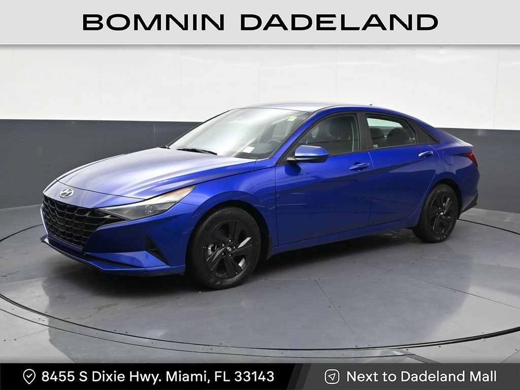 Used 2023 Hyundai Elantra SEL FWD image 1