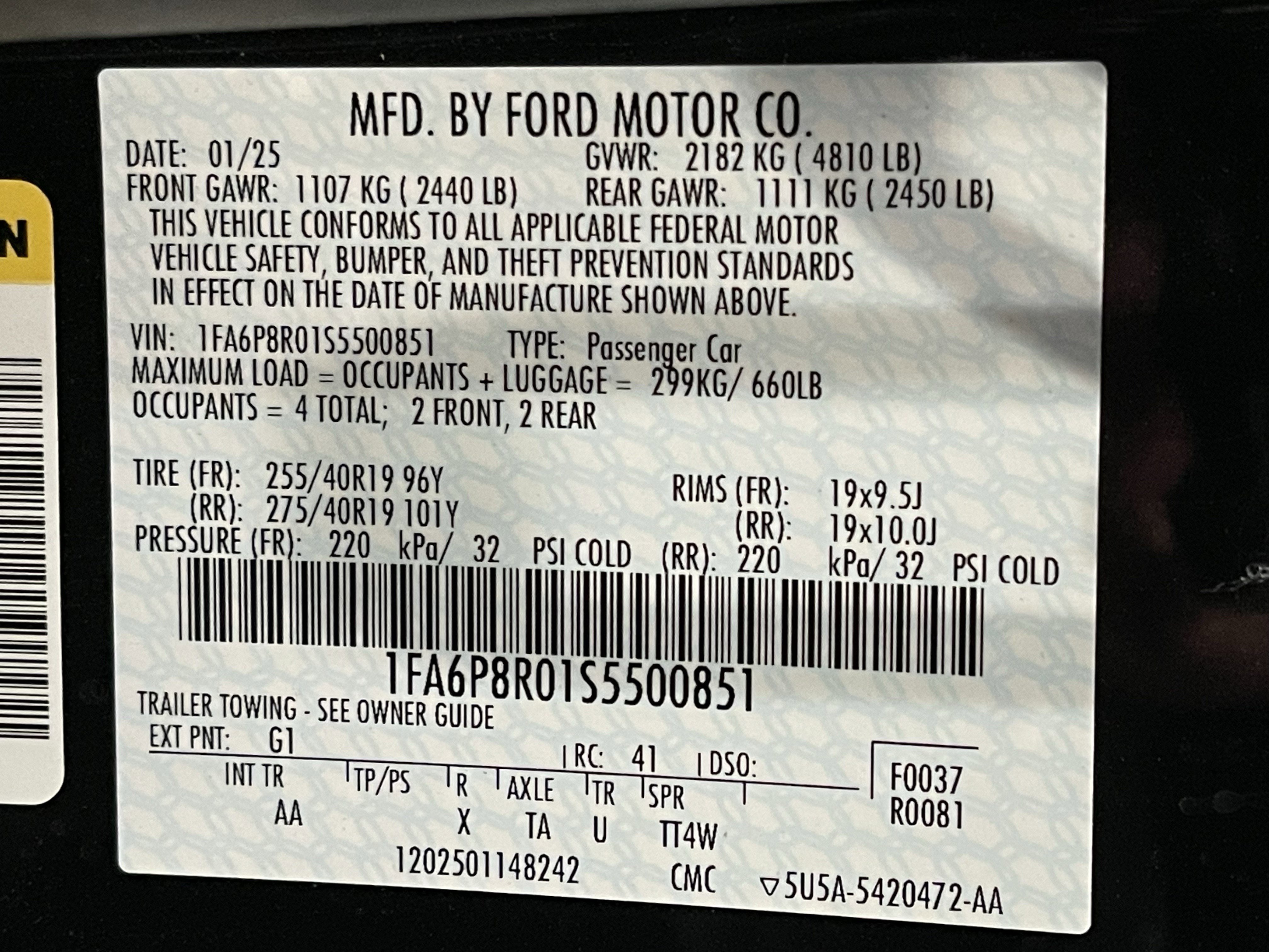 Used 2025 Ford Mustang Dark Horse image 24